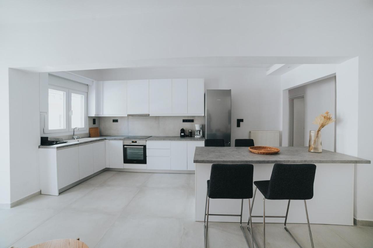 Luxury And Spacius Apartment Солун Екстериор снимка