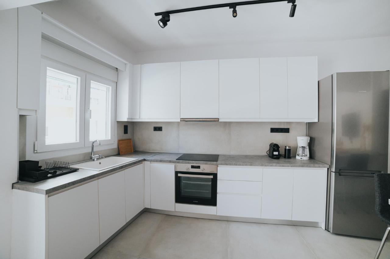 Luxury And Spacius Apartment Солун Екстериор снимка