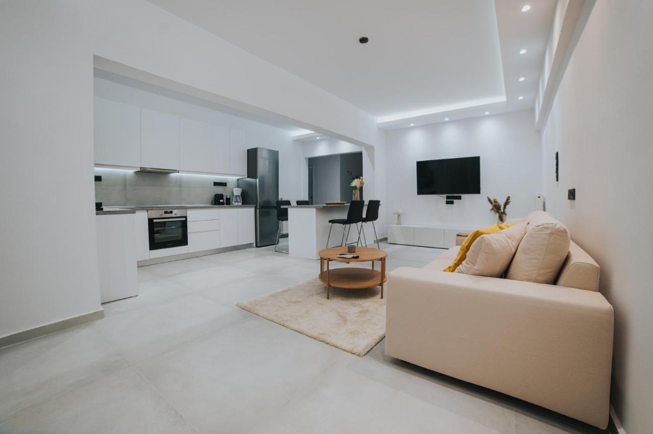 Luxury And Spacius Apartment Солун Екстериор снимка
