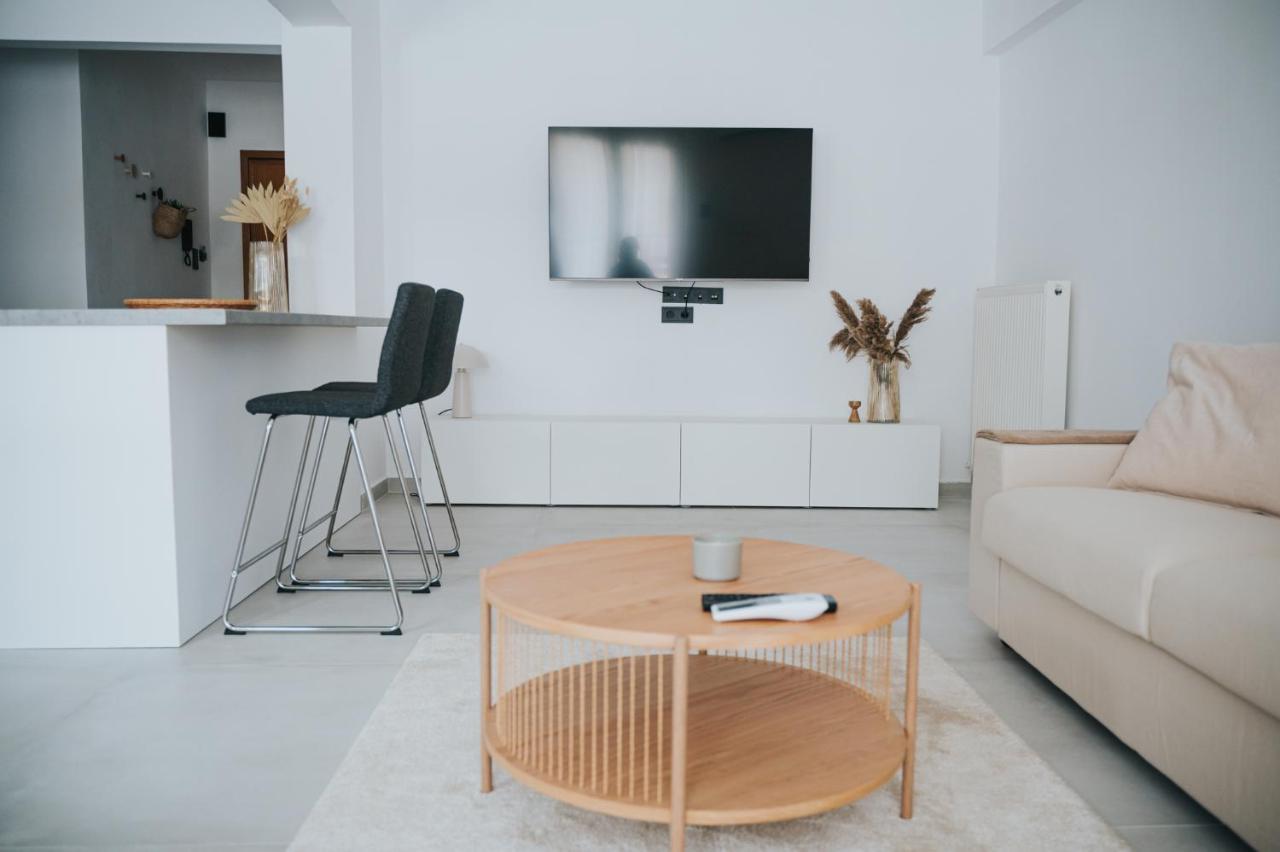 Luxury And Spacius Apartment Солун Екстериор снимка