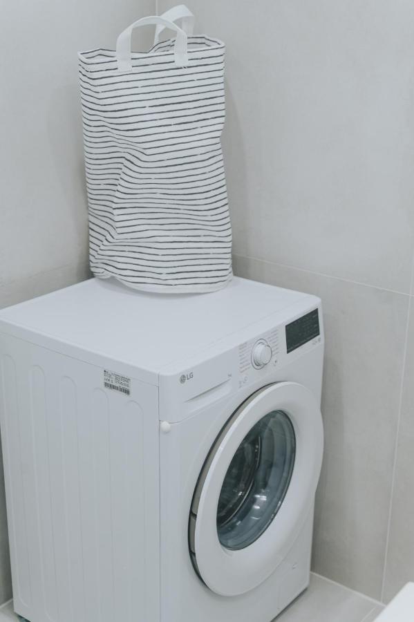 Luxury And Spacius Apartment Солун Екстериор снимка